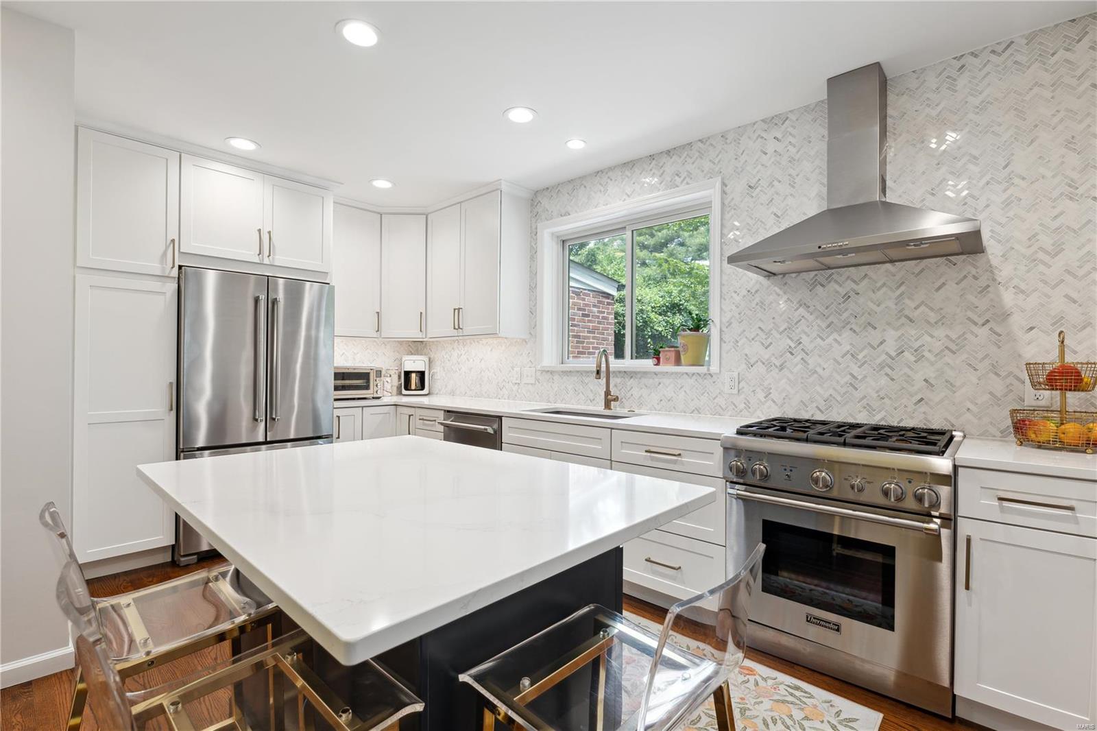 3 Foxboro Road St. Louis, MO 63124 - Photo 5 of 21
