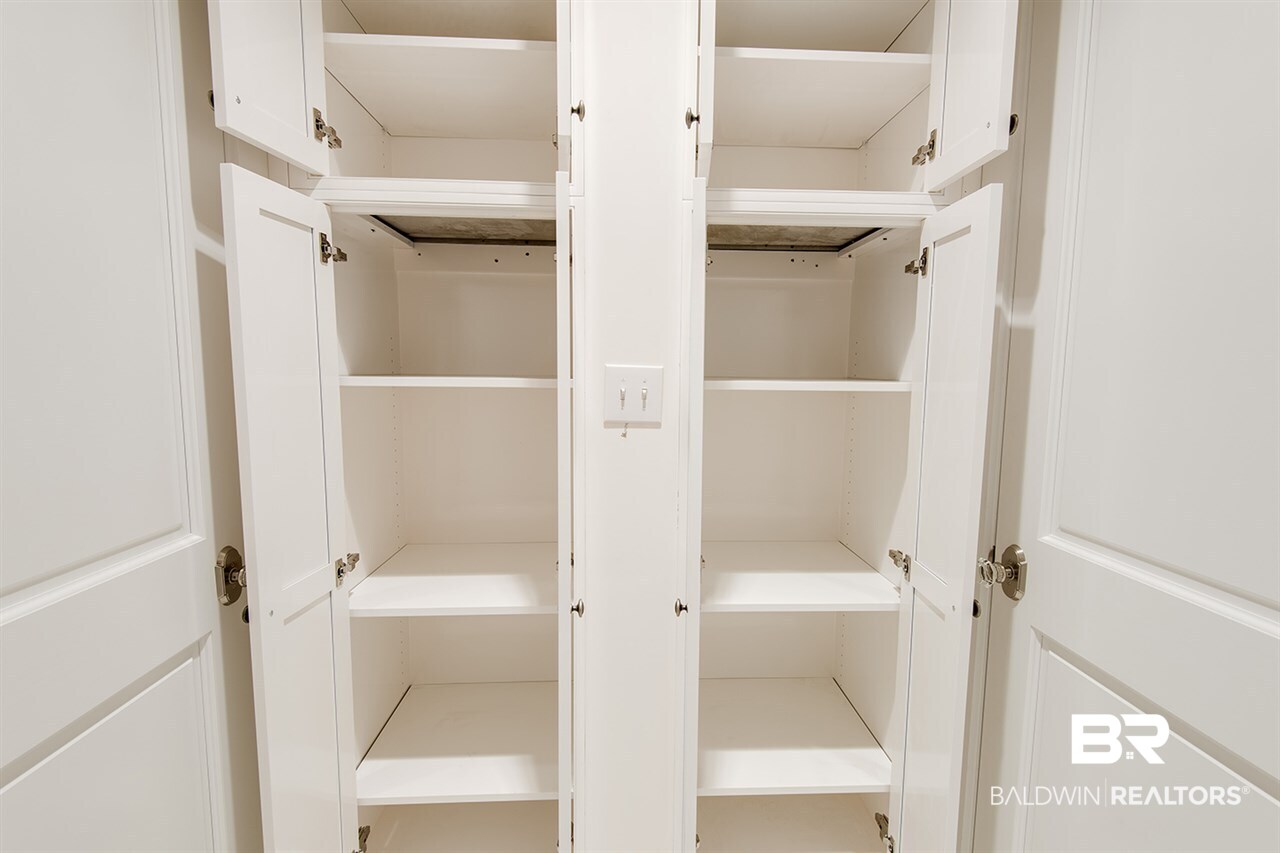 72 Fairhope Avenue, Unit 6 Fairhope, AL 36532 - Photo 27 of 44