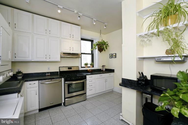 1419 R Street Northwest, Unit 32 Washington, DC 20009 - Photo 11 of 21 Gallery Image 11