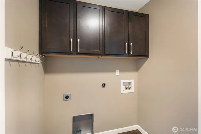 $399,990 | 1552 South Bailey Avenue, Moses Lake, WA 98837