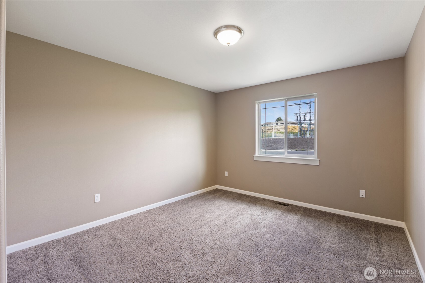 1552 South Bailey Avenue Moses Lake, WA 98837 - Photo 28 of 39