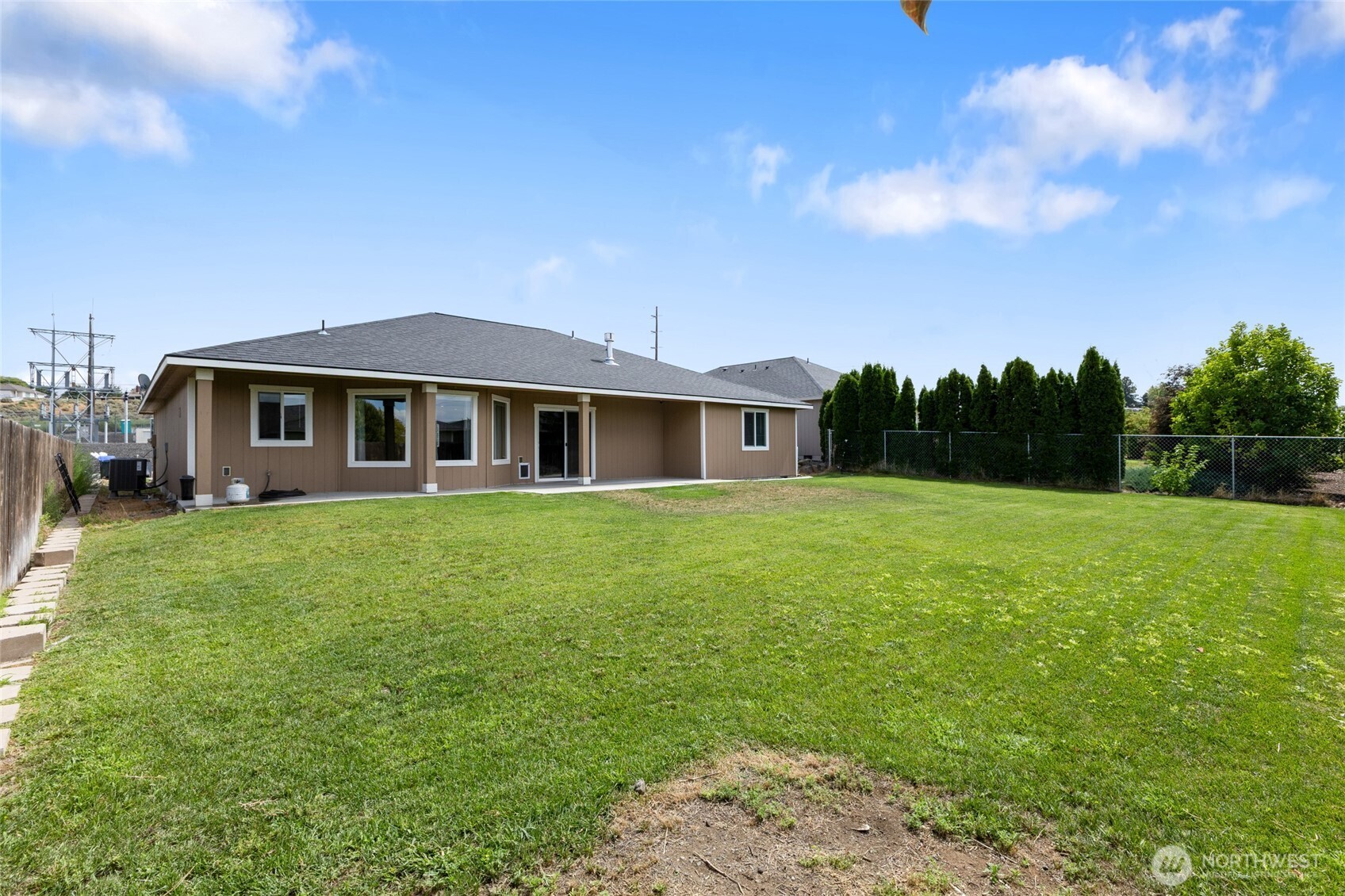 1552 South Bailey Avenue Moses Lake, WA 98837 - Photo 34 of 39