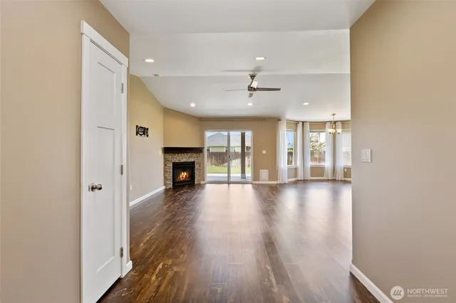 $399,990 | 1552 South Bailey Avenue, Moses Lake, WA 98837