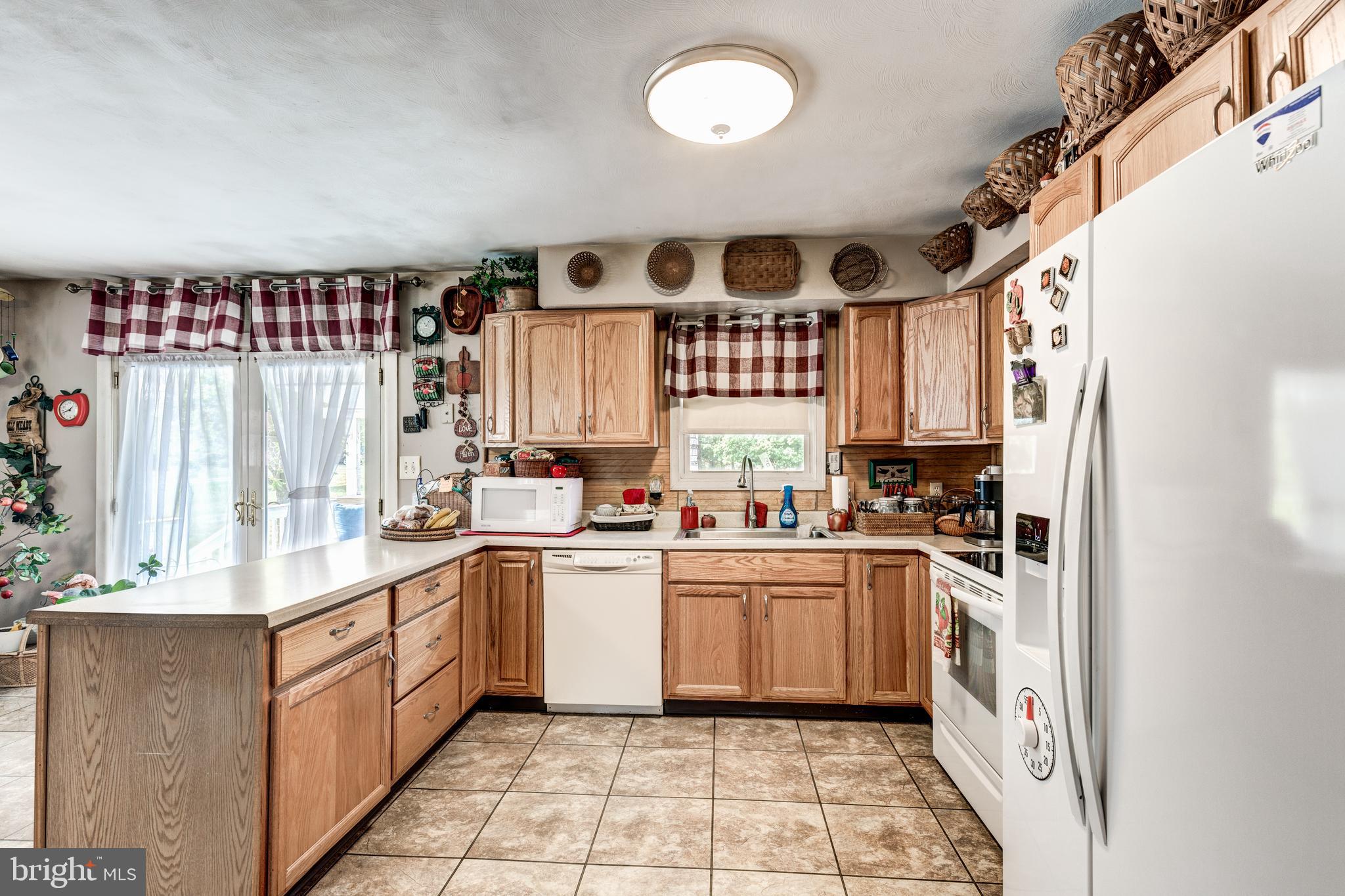 825 Georgetown Road Littlestown, PA 17340 - Photo 15 of 62