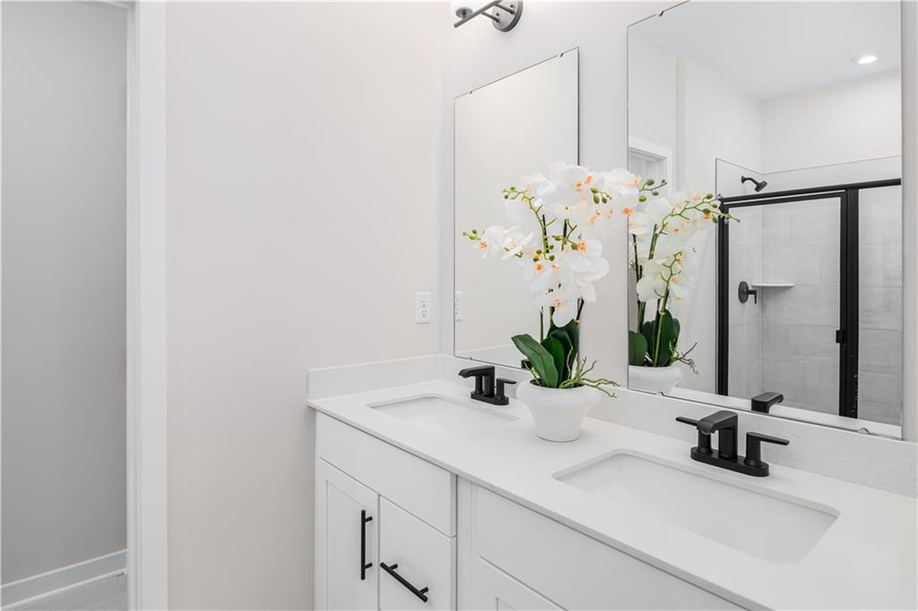 110 Scenic Ridge Drive Venetia, PA 15367 - Photo 14 of 22