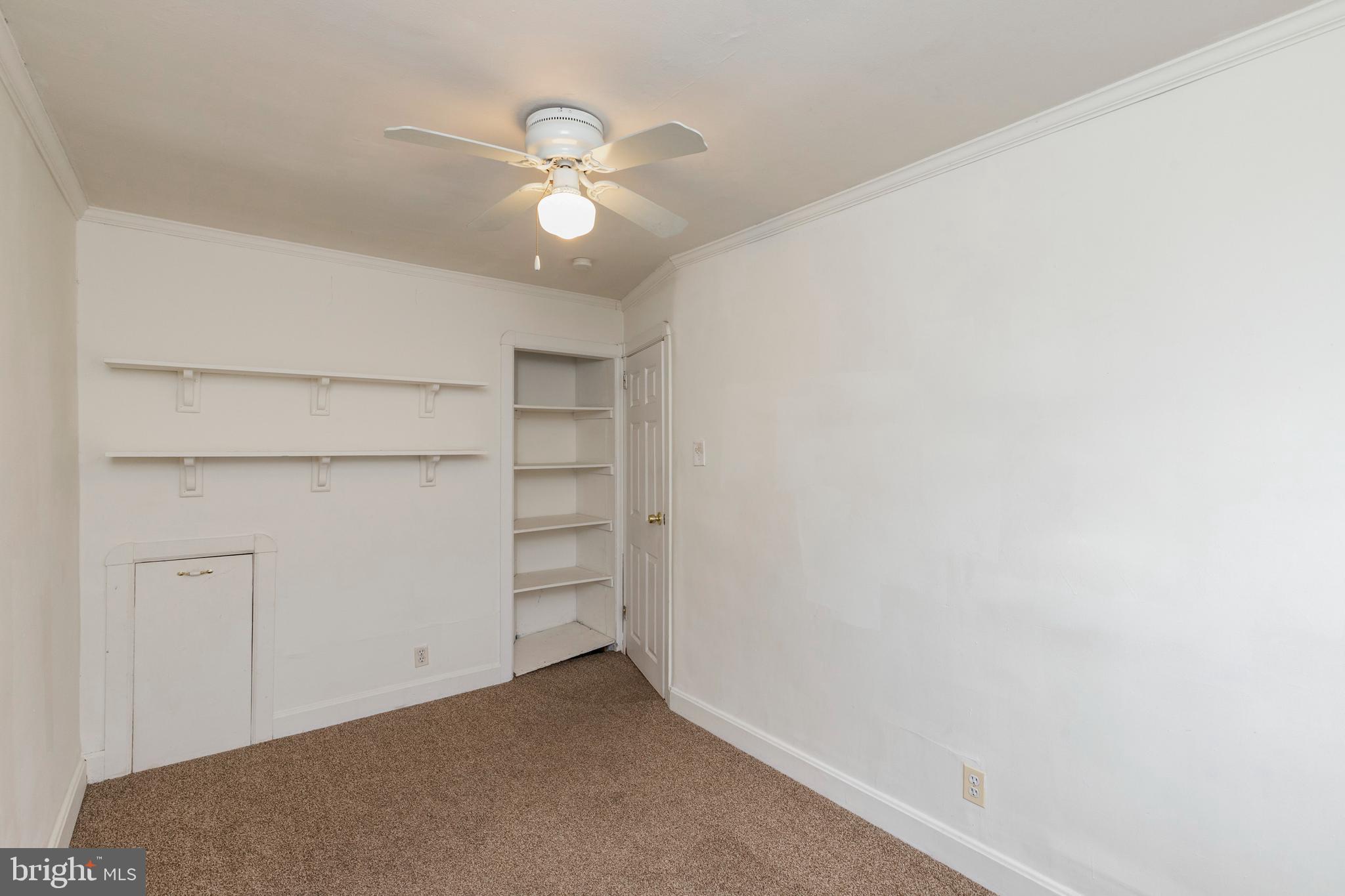 555 Littlecroft Road Upper Darby, PA 19082 - Photo 17 of 26 2nd Bedroom