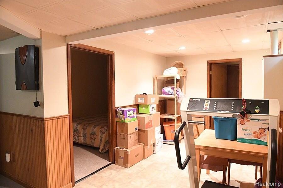 689 Ten Point Drive Rochester Hills, MI 48309 - Photo 54 of 70