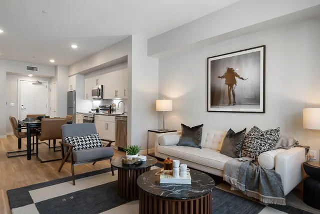 $394,900 | 260 Brooklyn Basin Way, Unit 526, Oakland, CA 94606