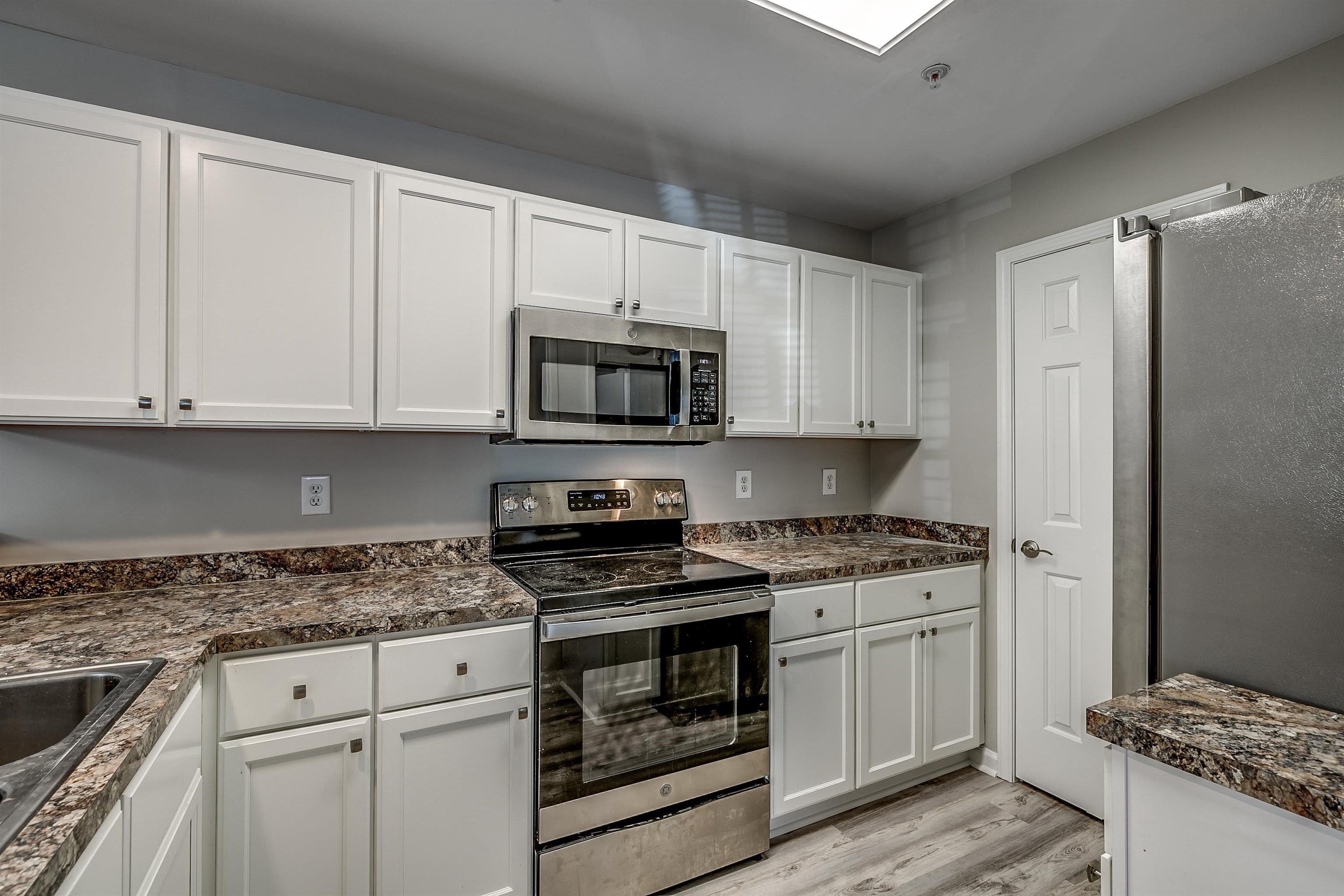 135 Veranda Way, Unit A Murrells Inlet, SC 29576 - Photo 4 of 21 Gallery Image 4