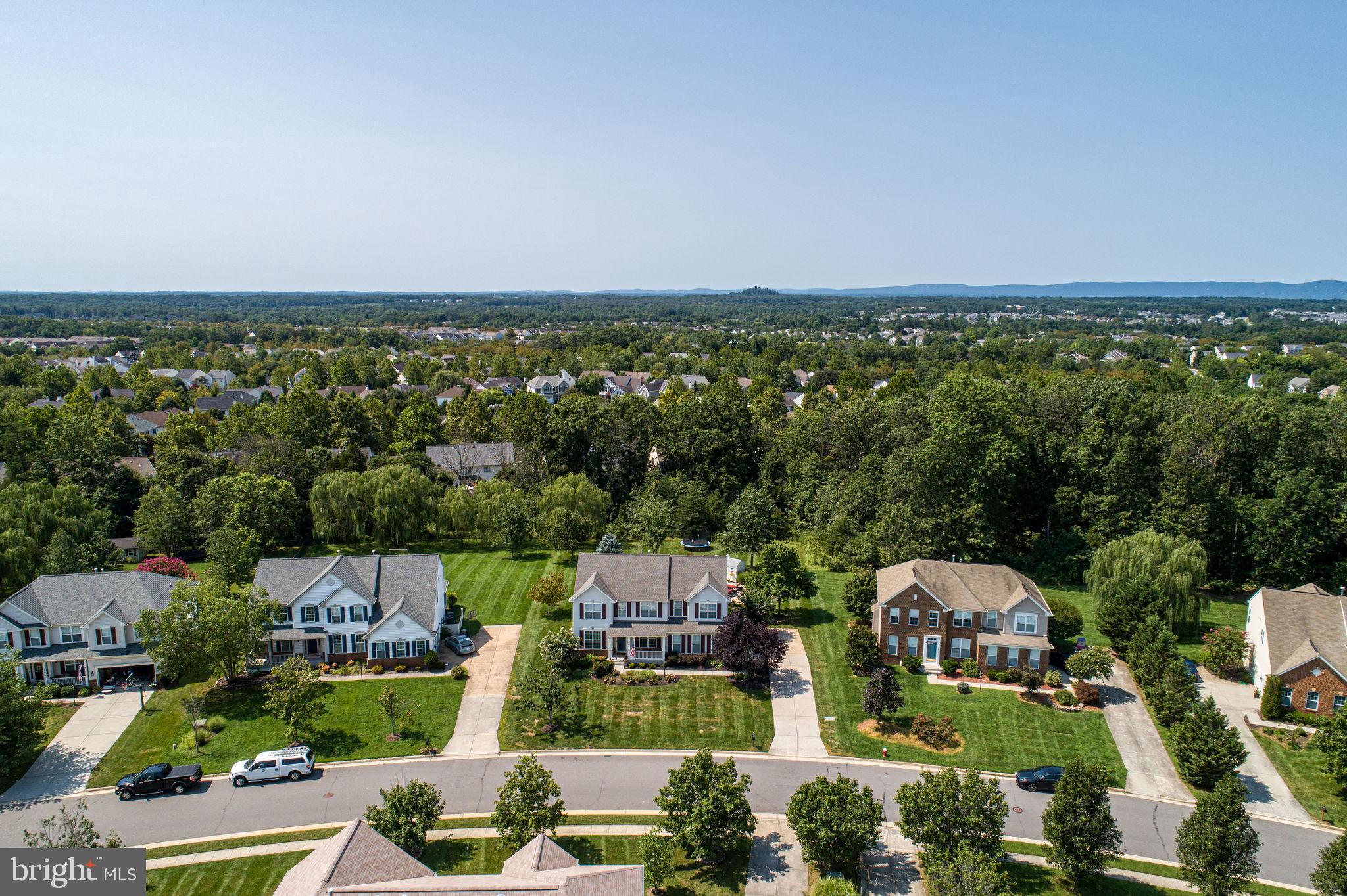 25841 Spring Farm Circle Chantilly, VA 20152 - Photo 18 of 71 Gallery Image 18