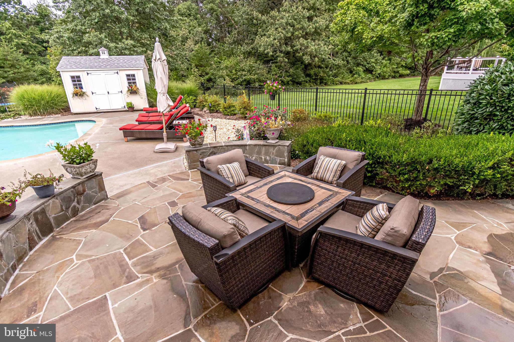 25841 Spring Farm Circle Chantilly, VA 20152 - Photo 22 of 71 Gallery Image 22