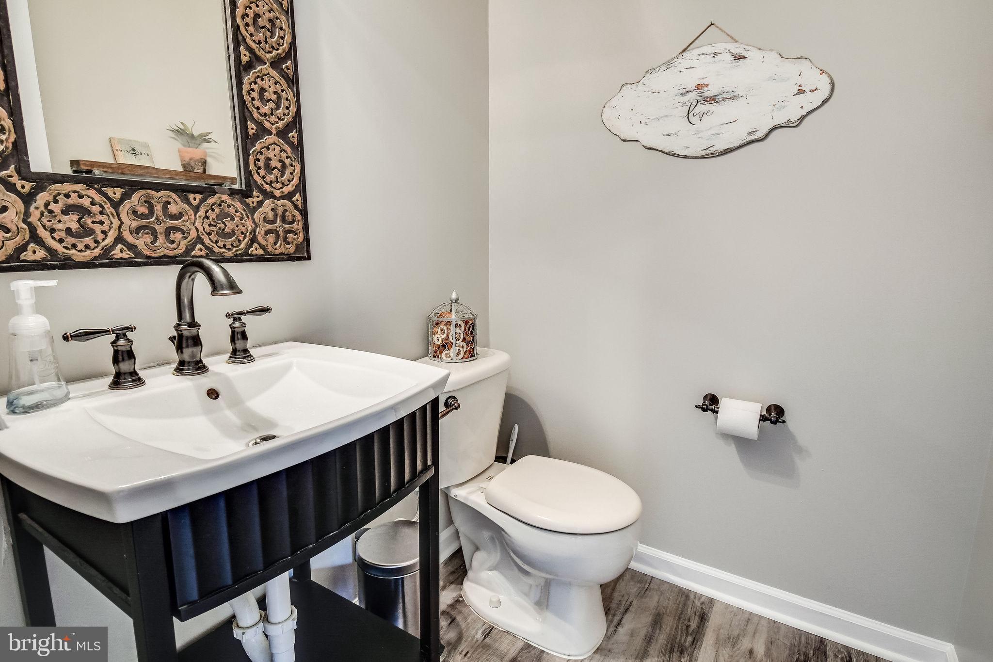 25841 Spring Farm Circle Chantilly, VA 20152 - Photo 35 of 71 Gallery Image 35