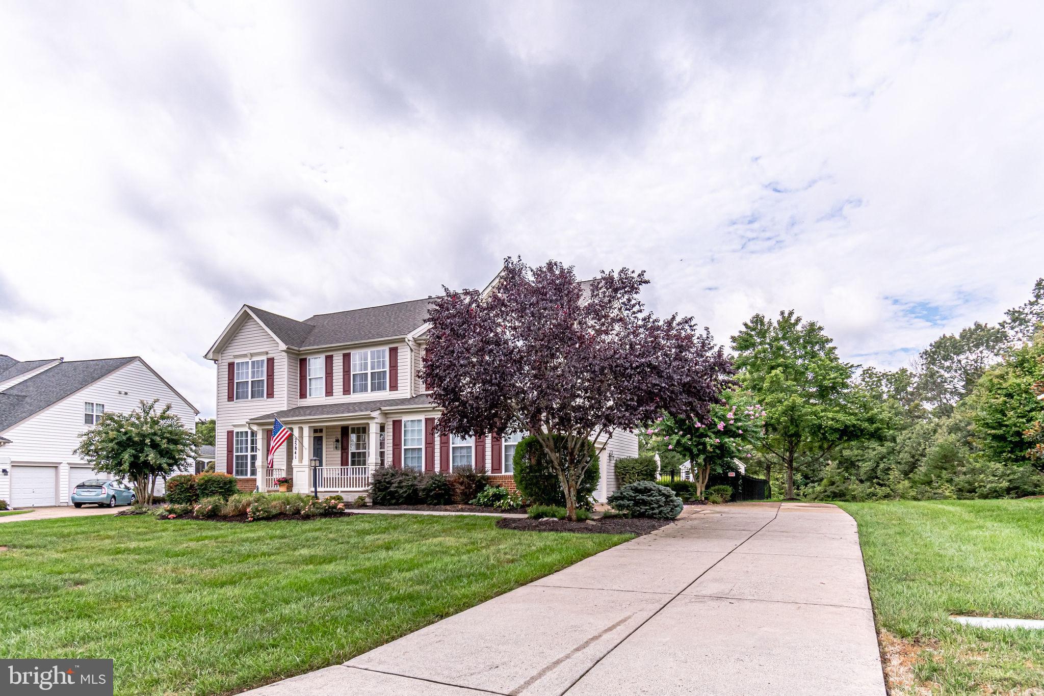 25841 Spring Farm Circle Chantilly, VA 20152 - Photo 5 of 71 Gallery Image 5