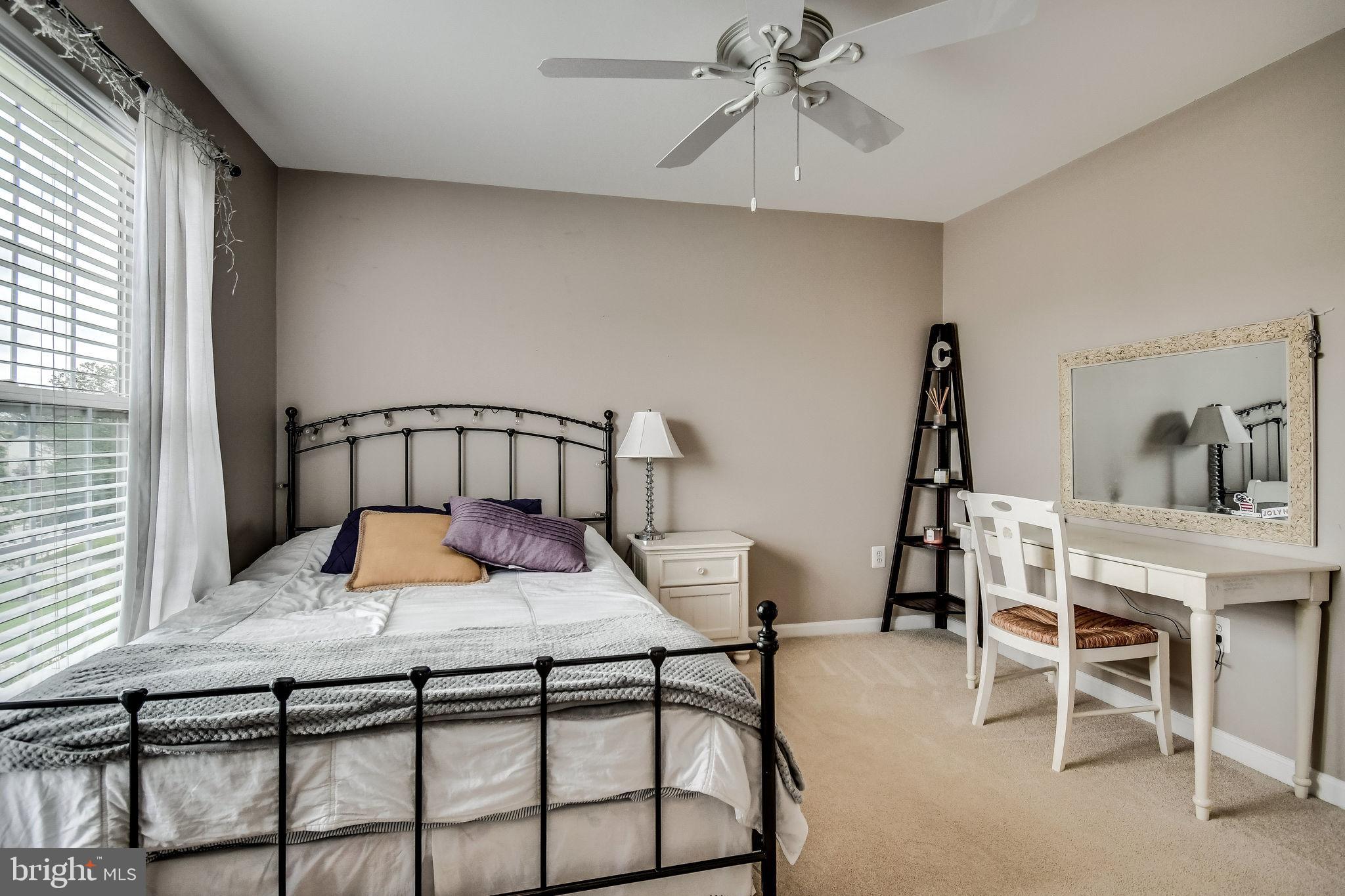 25841 Spring Farm Circle Chantilly, VA 20152 - Photo 59 of 71 Gallery Image 59