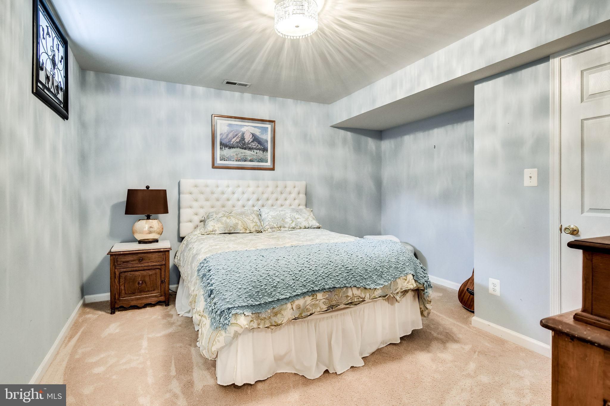 25841 Spring Farm Circle Chantilly, VA 20152 - Photo 69 of 71 Gallery Image 69