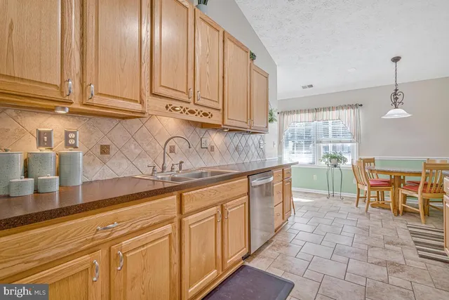 $400,000 | 3540 Seagrape Court, Waldorf, MD 20602