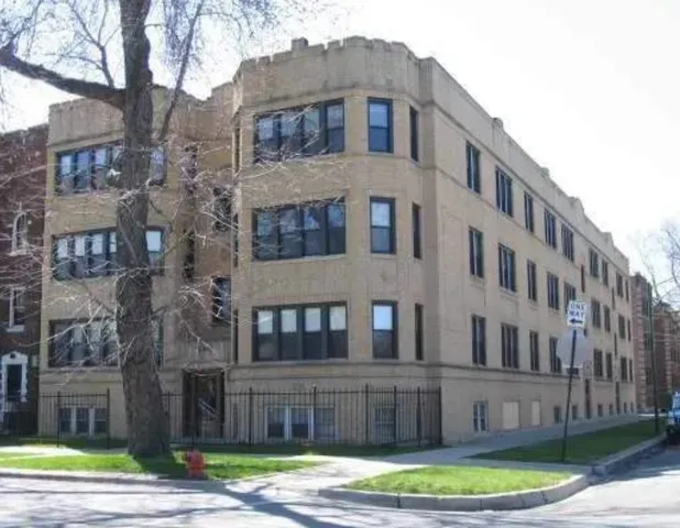 $1,500 | 117 East 68th Street, Unit 3, Chicago, IL 60637