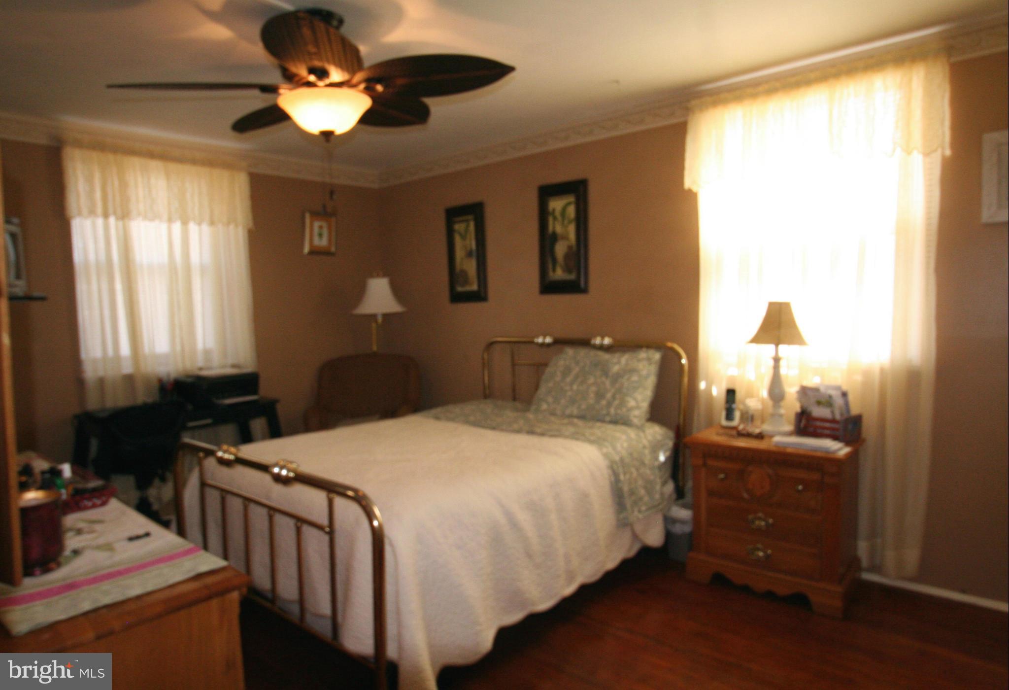 5249 Cedgate Road Baltimore, MD 21206 - Photo 13 of 21 Nice Place for the Day to End in Bedroom 2
