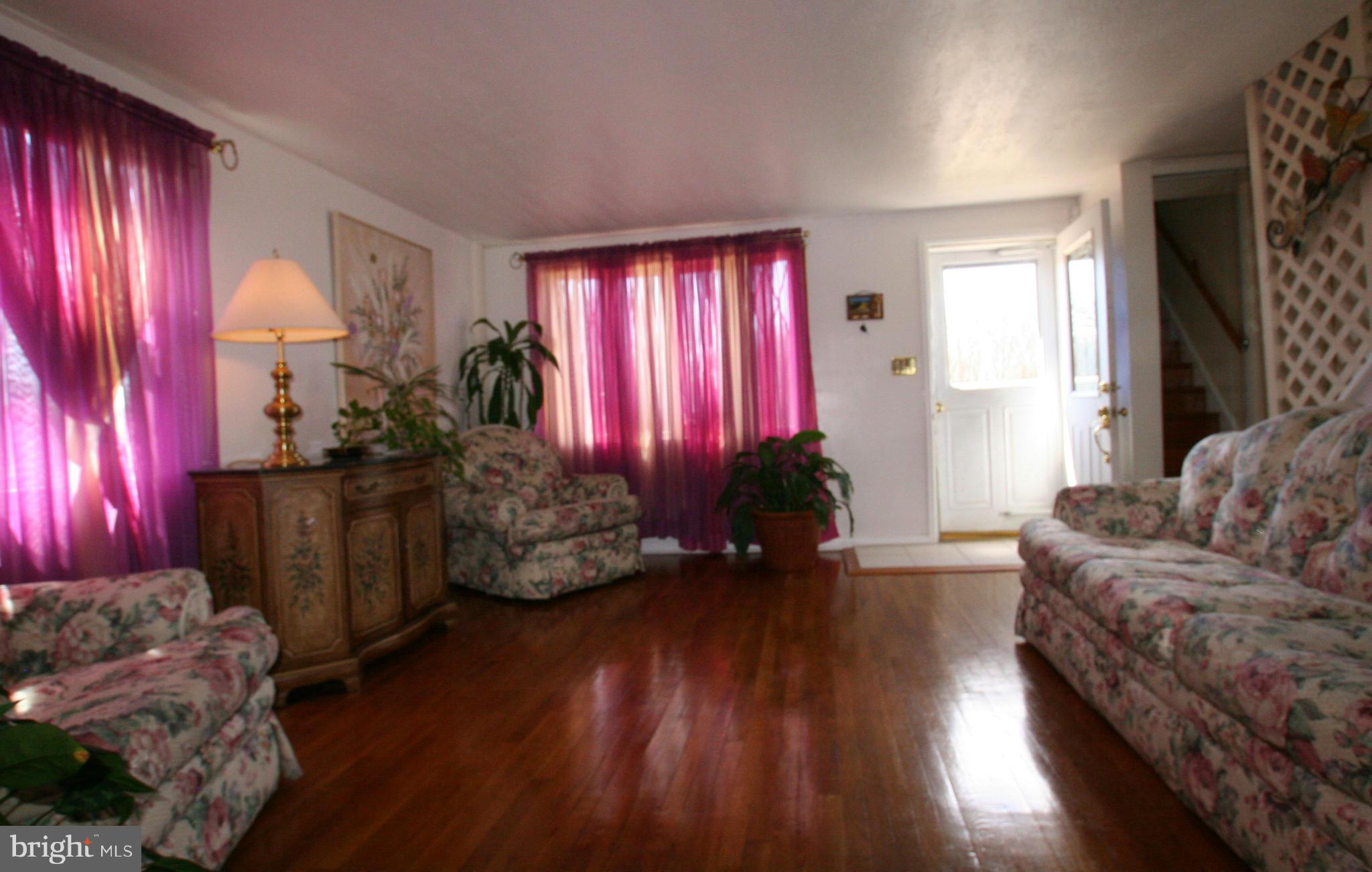 Easy to Love Living Room