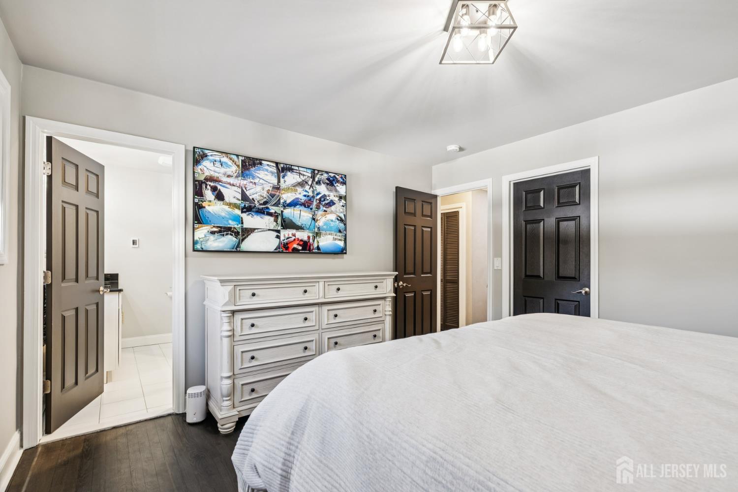 118 Megill Road Farmingdale, NJ 07727 - Photo 11 of 40