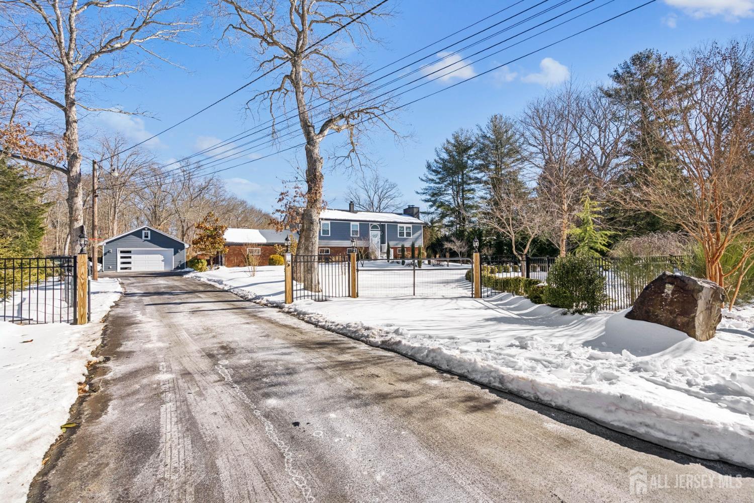 118 Megill Road Farmingdale, NJ 07727 - Photo 26 of 40