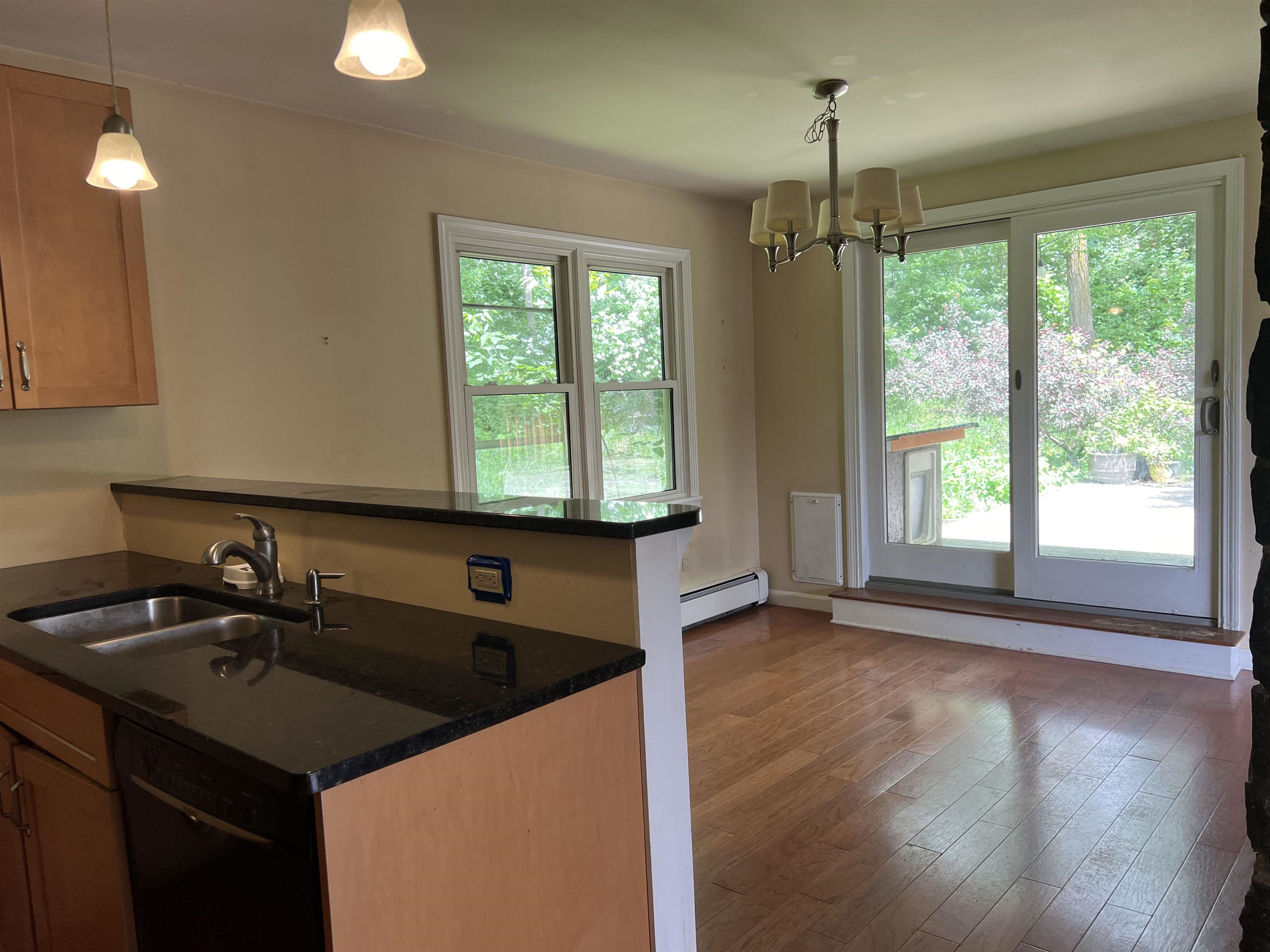 29 Rogers Road Hartford, VT 05001 - Photo 5 of 12 Gallery Image 5