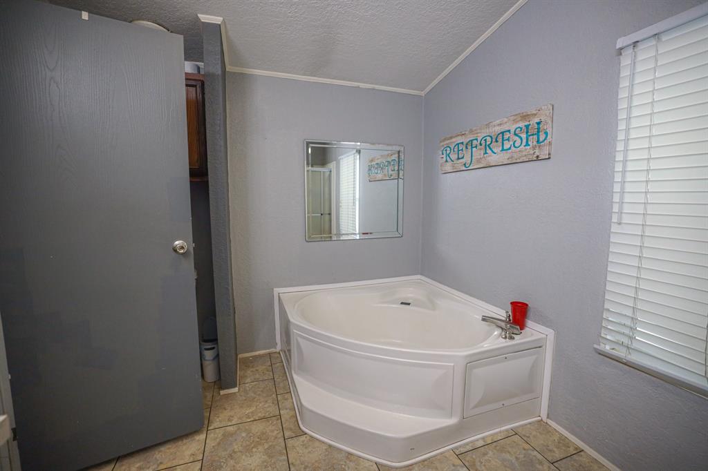 720 Red Oaks Farm Road Clyde, TX 79510 - Photo 22 of 32