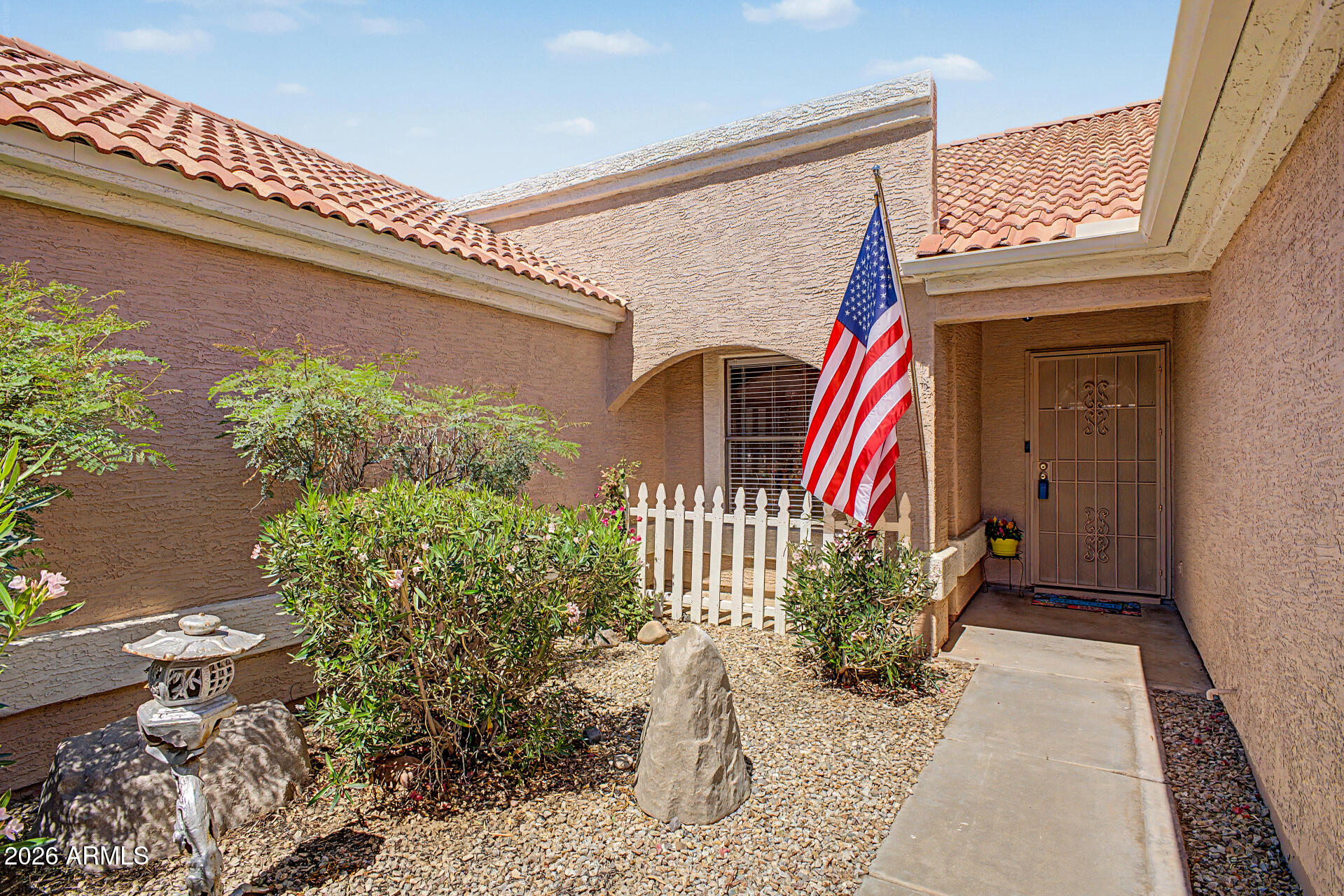 1238 East Mineral Road Gilbert, AZ 85234 - Photo 4 of 57