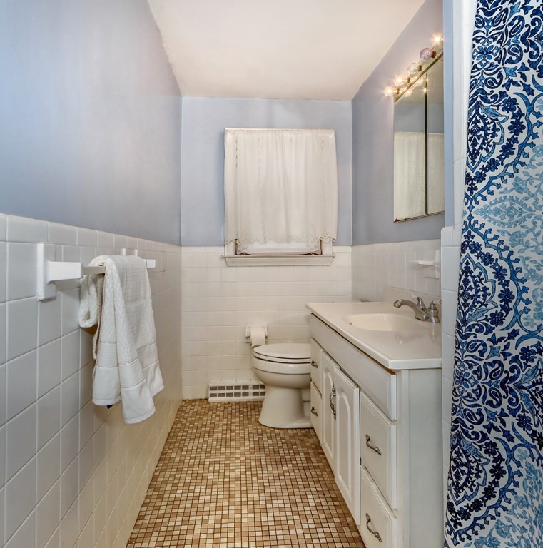 105 Tamarack Road Westwood, MA 02090 - Photo 16 of 36 Gallery Image 16