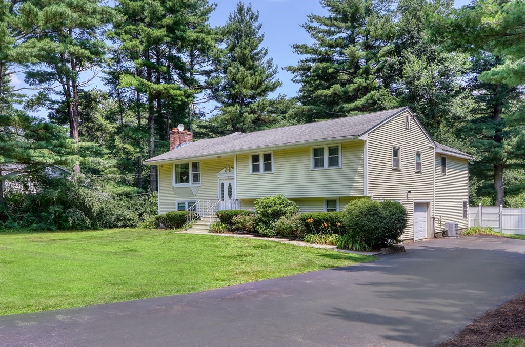 105 Tamarack Road Westwood, MA 02090 - Photo 2 of 36 Gallery Image 2