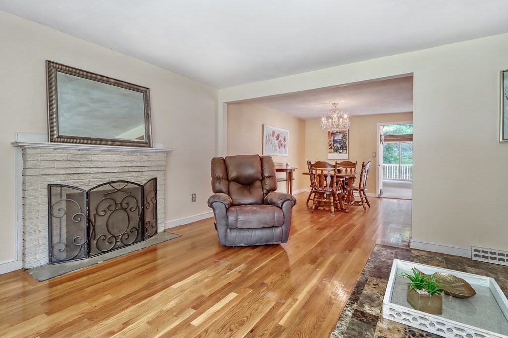 105 Tamarack Road Westwood, MA 02090 - Photo 6 of 36 Gallery Image 6