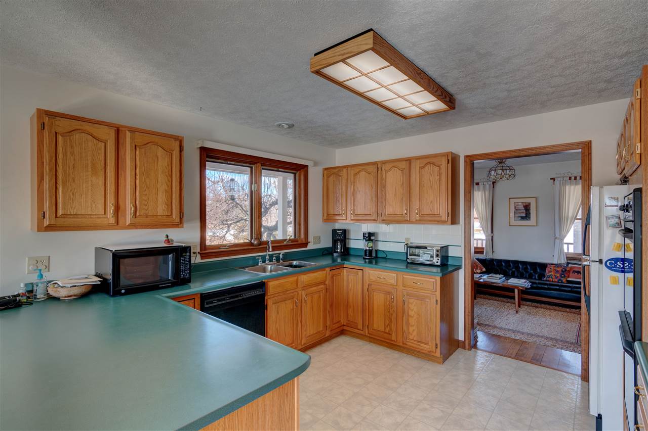 578 Claflin Farm Road Charlotte, VT 05445 - Photo 8 of 29 Gallery Image 8