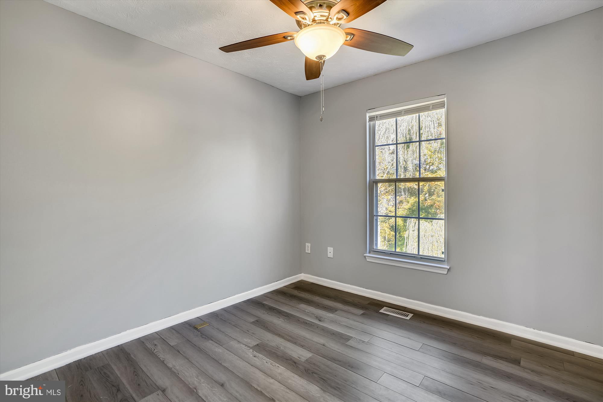 2002 Masters Drive Baltimore, MD 21209 - Photo 21 of 32 Bedroom 3