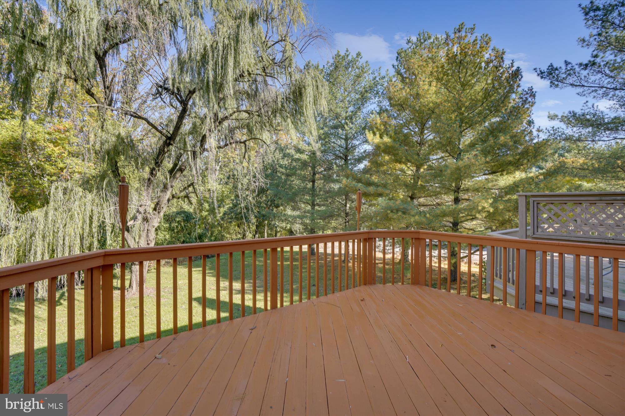 2002 Masters Drive Baltimore, MD 21209 - Photo 27 of 32 Deck