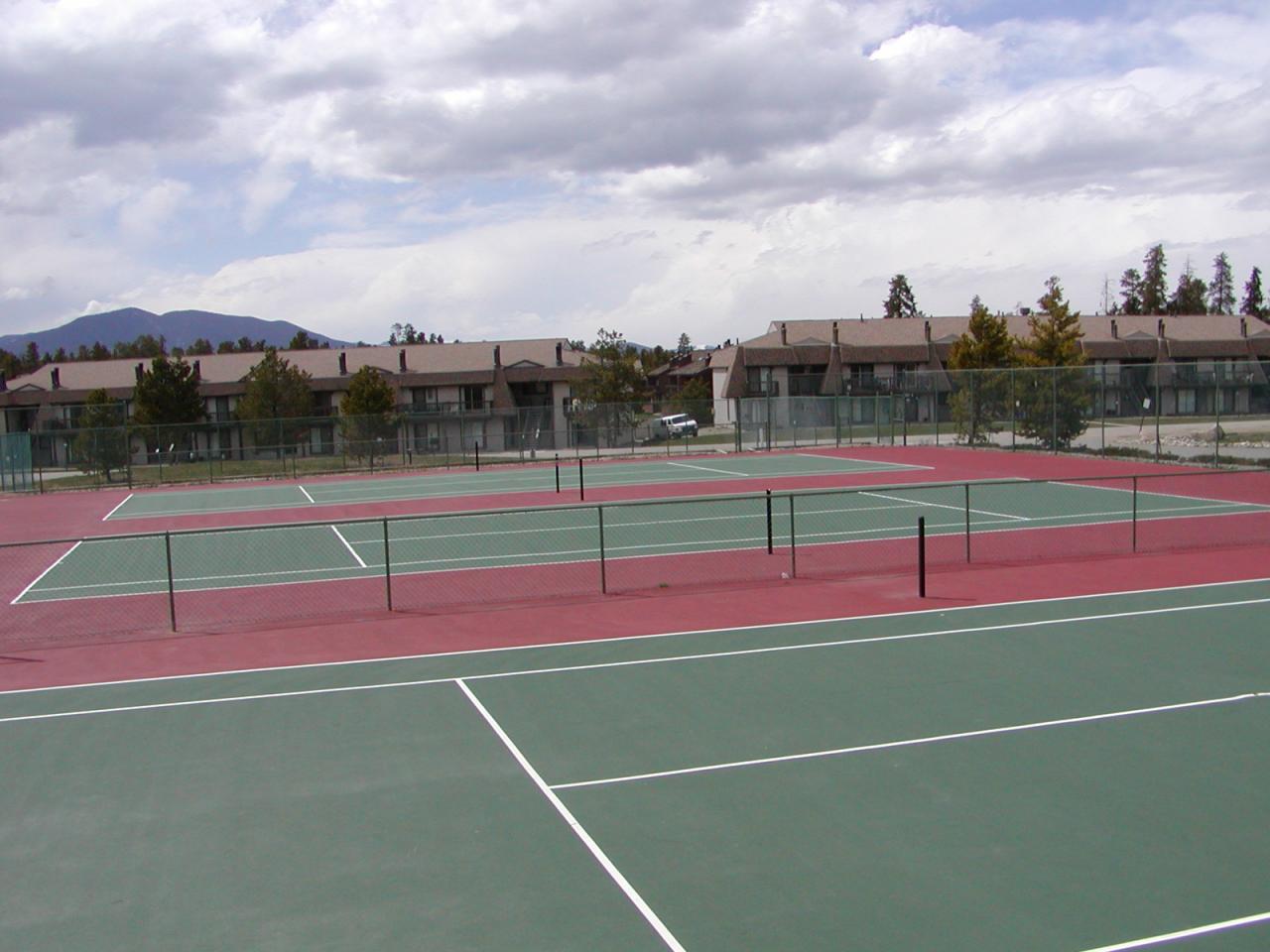 83 County Road, Unit 4112 Fraser, CO 80442 - Photo 13 of 13 Tennis & Racquetball Courts