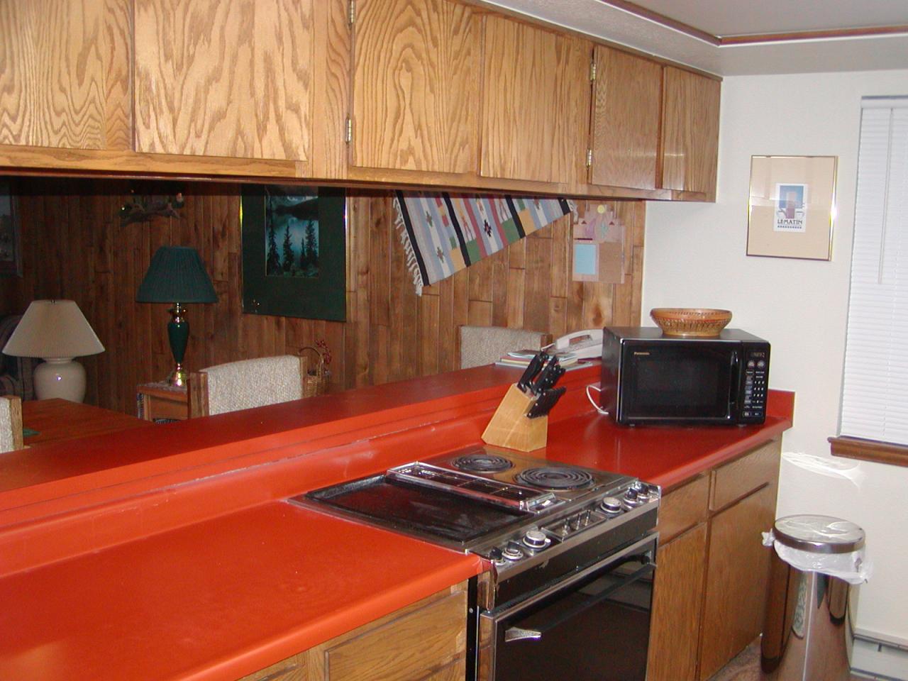 83 County Road, Unit 4112 Fraser, CO 80442 - Photo 5 of 13 Full Kitchen
