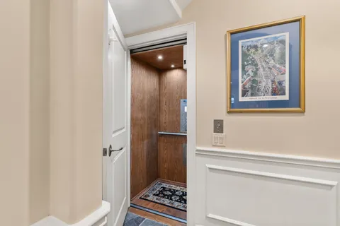 $1,265,000 | 5403 Ashby Street, Houston, TX 77005