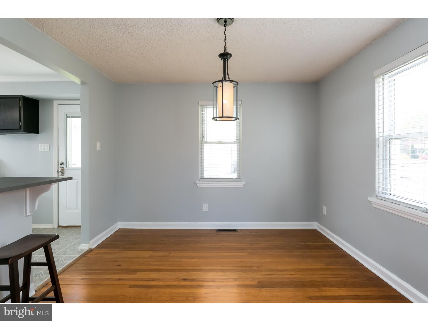 310 Greenwood Avenue Riverside, NJ 08075 - Photo 7 of 25 Dining Room