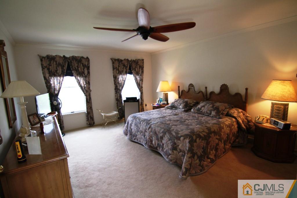 6 Adams Road Kendall Park, NJ 08824 - Photo 9 of 11 Gallery Image 9