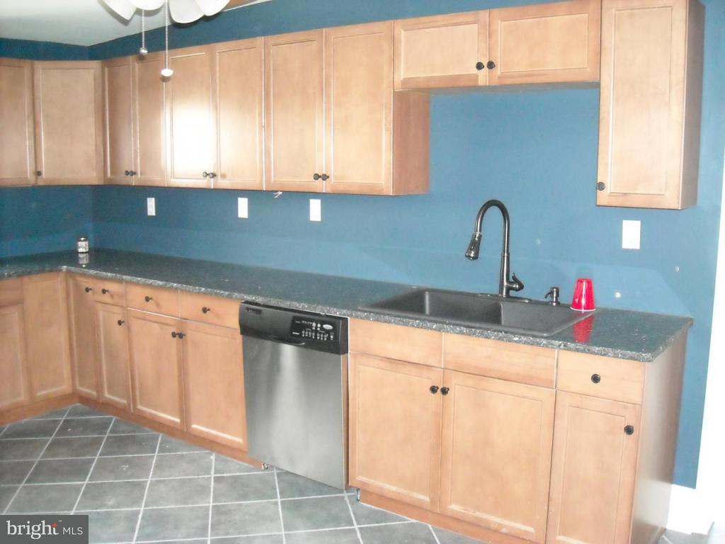 315 Rexmont Road Lebanon, PA 17042 - Photo 4 of 17 Gallery Image 4