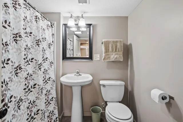 $349,900 | 58 Grove Street, Mahtomedi, MN 55115