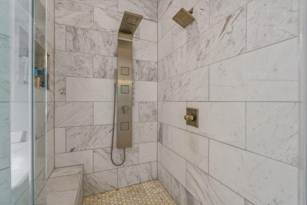 515 Tullamore Way Alpharetta, GA 30004 - Photo 23 of 71 a bathroom with a shower
