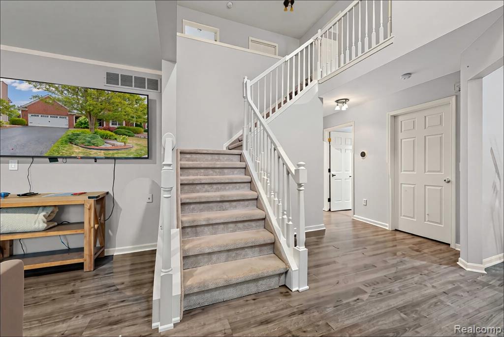 1228 Parkland Road Lake Orion, MI 48360 - Photo 13 of 44