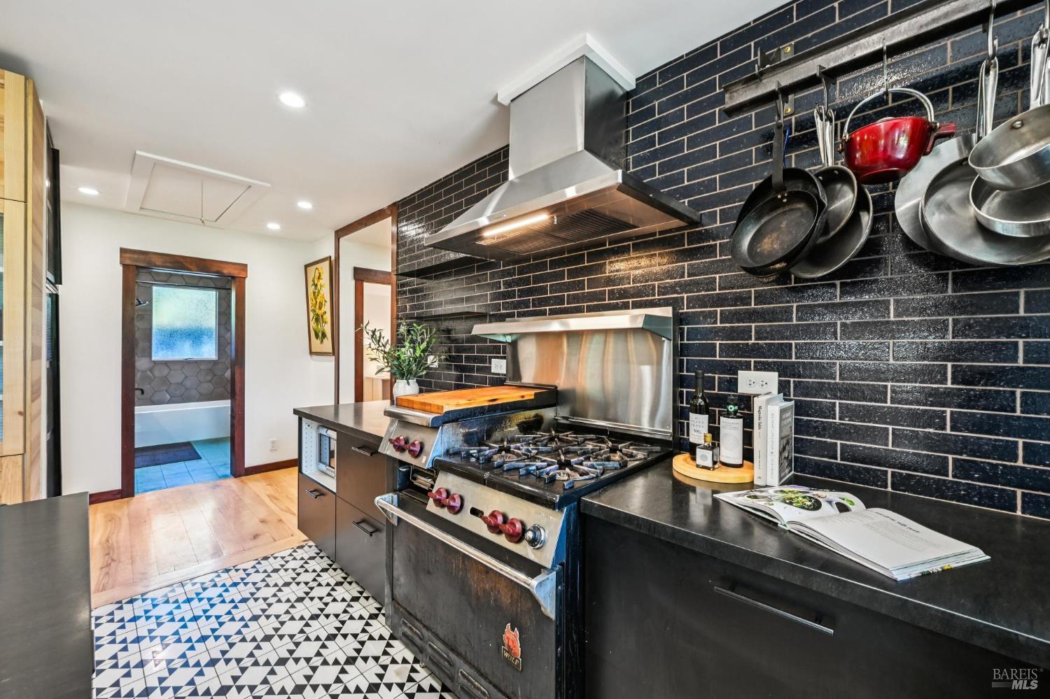 1081 Las Amigas Road Napa, CA 94559 - Photo 14 of 51