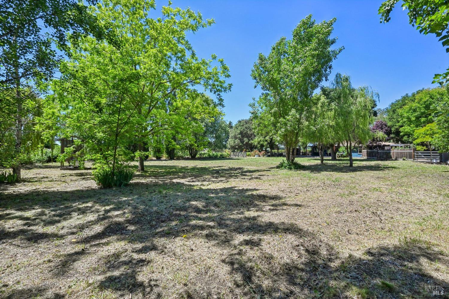 1081 Las Amigas Road Napa, CA 94559 - Photo 42 of 51
