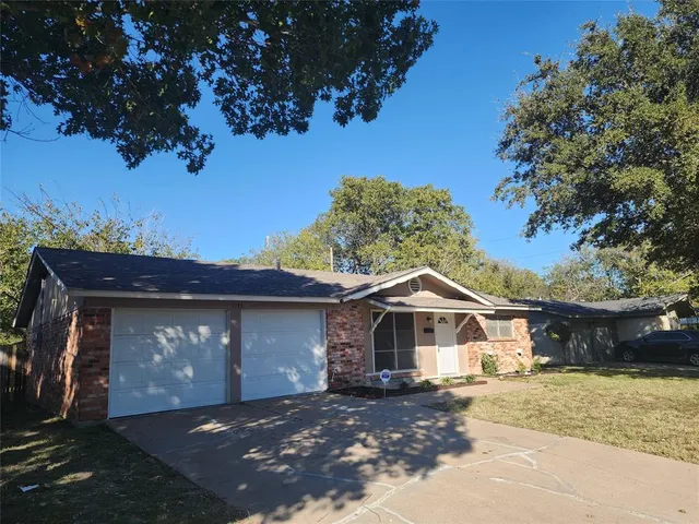 $1,850 | 1175 Dublin Drive, Fort Worth, TX 76134