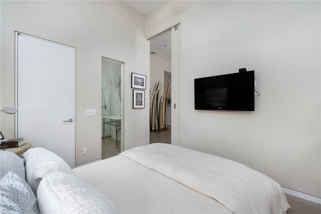 426 Spring Street, Unit 101 Newport, RI 02840 - Photo 17 of 37