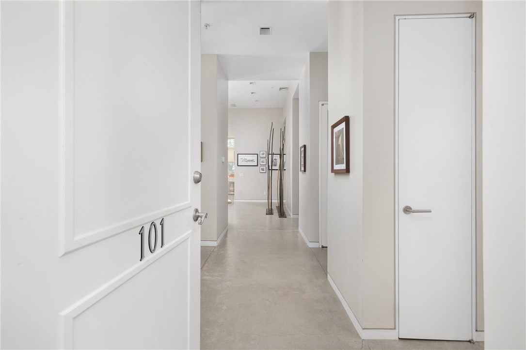 426 Spring Street, Unit 101 Newport, RI 02840 - Photo 2 of 37