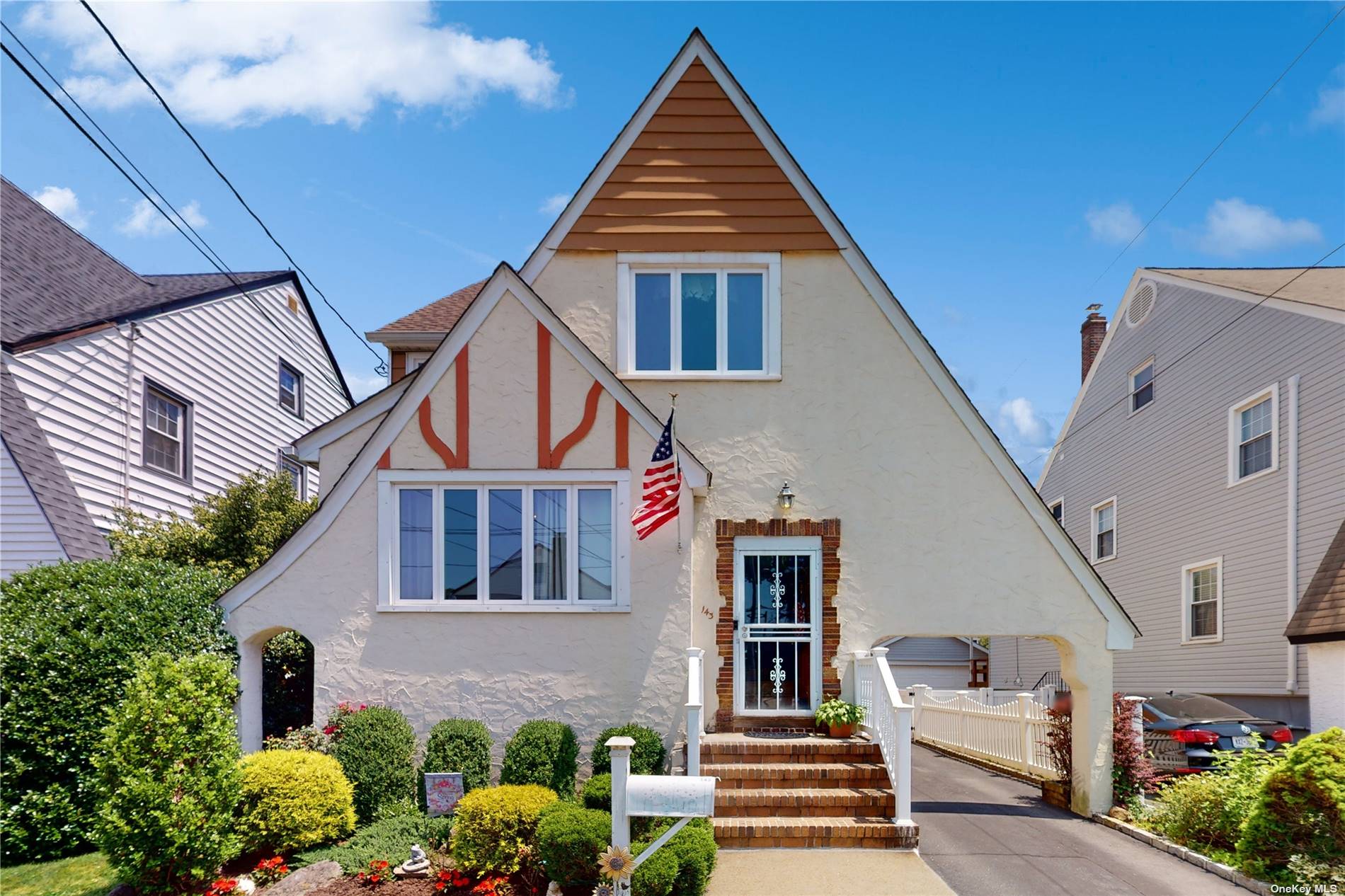 143 Gordon Road Valley Stream, NY 11581 - Photo 1 of 1 a view of a house with a yard