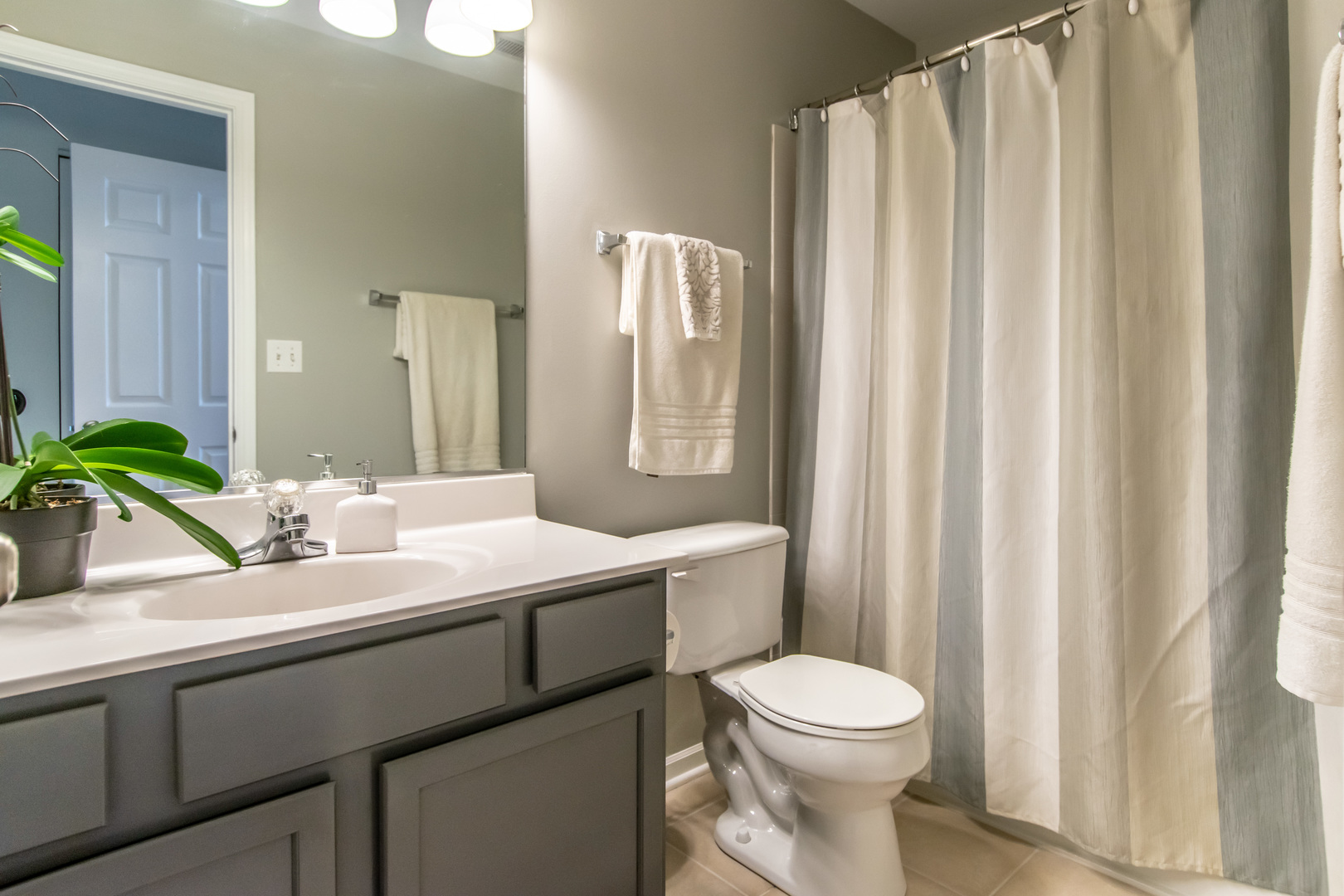 2220 Waterleaf Court, Unit 202 Naperville, IL 60564 - Photo 28 of 33